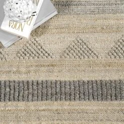 NuLOOM Geometric Stripes Wool Tassel Area Rug 21 NuLOOM Geometric Stripes Wool Tassel Area Rug -Home Decor Shop GUEST 352bfeae 1444 4ddf af56 2442ca04e808