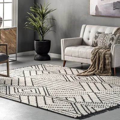 NuLOOM Tatiana Soft Shaggy Textured Modern Diamond Fringe Area Rug 3 NuLOOM Tatiana Soft Shaggy Textured Modern Diamond Fringe Area Rug