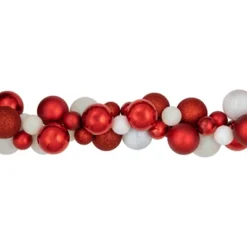 Northlight 6' Red And White 3-Finish Shatterproof Ball Christmas Garland 7 Northlight 6' Red And White 3-Finish Shatterproof Ball Christmas Garland -Home Decor Shop GUEST 4d18fb18 69ab 41c3 bba5 3f34e1d0885d