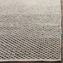 Montauk MTK601 Hand Woven Area Rug - Safavieh -Home Decor Shop GUEST 6ed34f72 aea7 4f19 bcb3 70fb322c062a