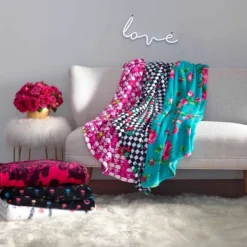 Paris Love Reversible Throw Blanket Pink - Betseyville 5 Paris Love Reversible Throw Blanket Pink - Betseyville -Home Decor Shop GUEST 6f42f2ba dfc0 4ac5 82d4 e34716e94d13