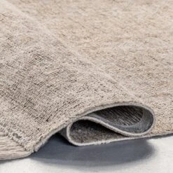 NuLOOM Rosia Traditional Persian Tasseled Area Rug -Home Decor Shop GUEST 72f6bcd1 e365 45f5 ae58 c366cf9ab817