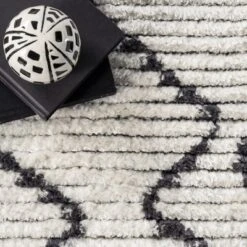 NuLOOM Mari Moroccan Soft Shag Fringe Area Rug 16 NuLOOM Mari Moroccan Soft Shag Fringe Area Rug -Home Decor Shop GUEST 8e270108 c0c6 4201 9968 27aadc435d31