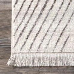 NuLOOM Jazlyn Broken Chevrons Area Rug 19 NuLOOM Jazlyn Broken Chevrons Area Rug -Home Decor Shop GUEST 95c7a5cc 1d86 4787 979b 6705956a821e
