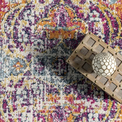 NuLOOM Maranda Transitional Medallion Area Rug 7 NuLOOM Maranda Transitional Medallion Area Rug - Image 5