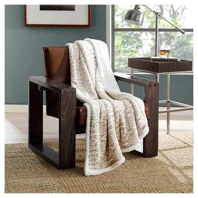 50"x60" San Juan Faux Shearling Reversible Throw Blanket Pearl/Cream - Eddie Bauer 3 50"x60" San Juan Faux Shearling Reversible Throw Blanket Pearl/Cream - Eddie Bauer