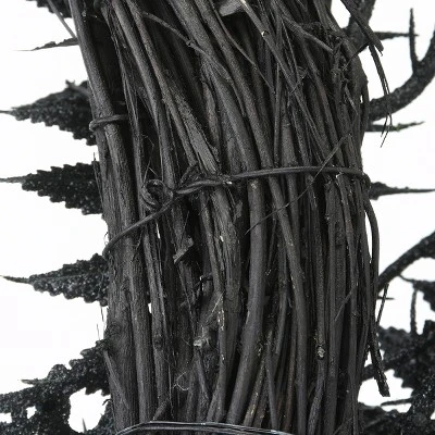 National Tree Company 24" Halloween Black Fern And Bats Wreath 6 National Tree Company 24" Halloween Black Fern And Bats Wreath - Image 4